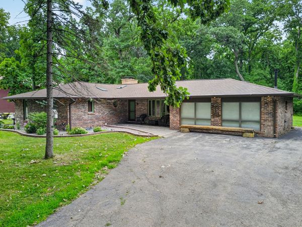 14309 K B Road, Capron, IL 61012