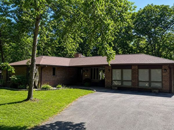 14309 K B Road, Capron, IL 61012