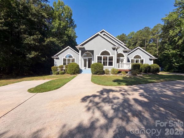 502 Live Oaks Court , Fort Mill, SC 29715