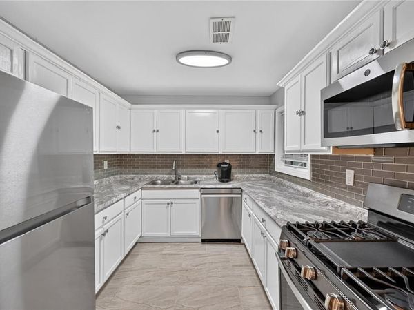1632 Roanoke Place SE, Marietta, GA 30067