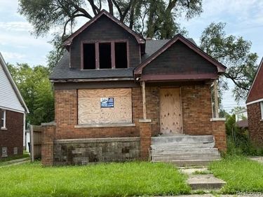 11718 Sanford Street , Detroit, MI 48205