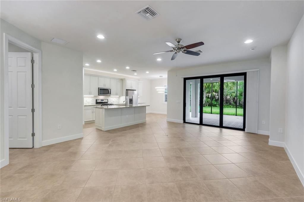 16367 Halberry Ln, Naples, FL 34110 Photo