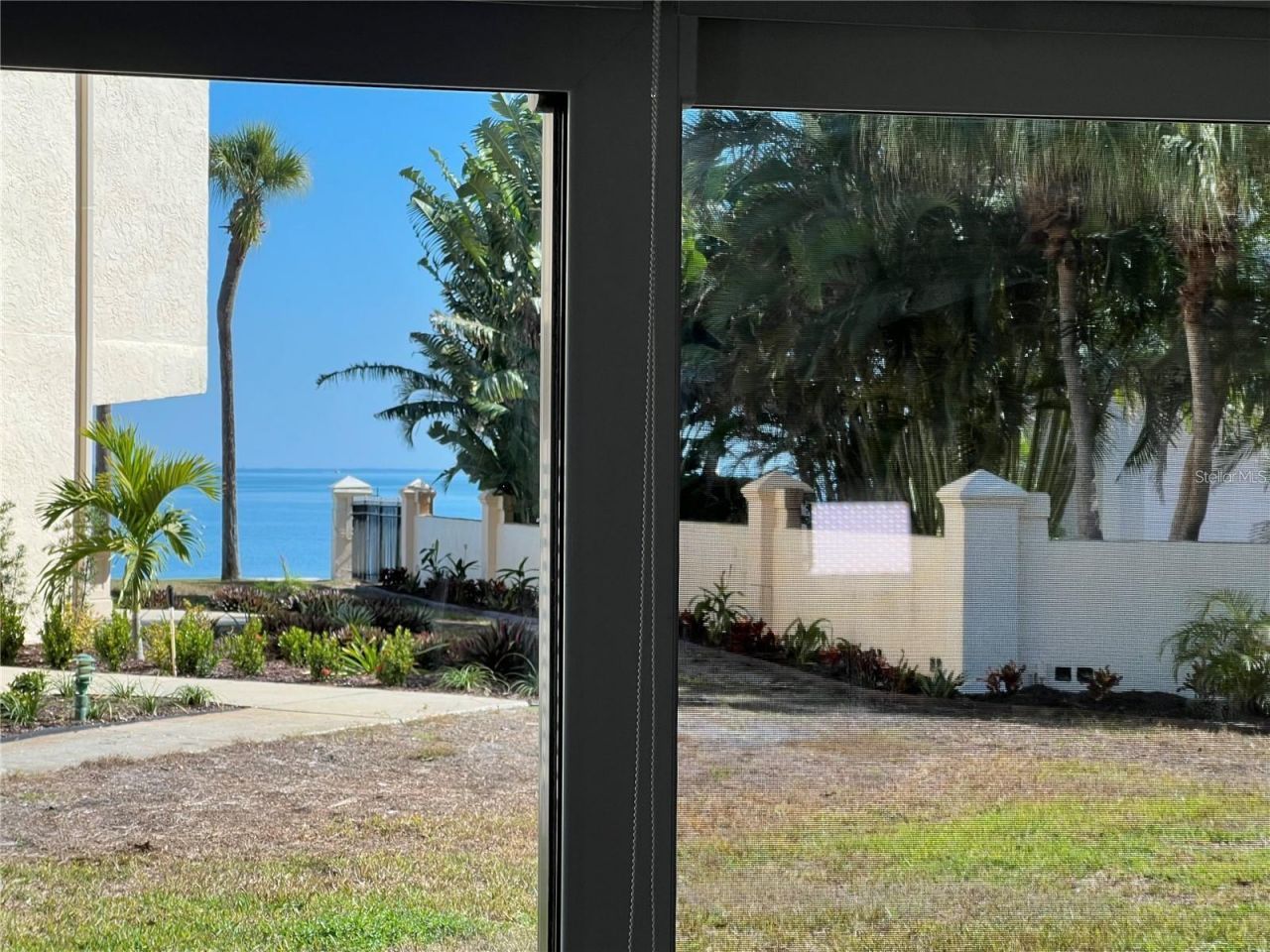 7550 Sunshine Skyway Lane S, Unit P11, Saint Petersburg, FL 33711 Photo