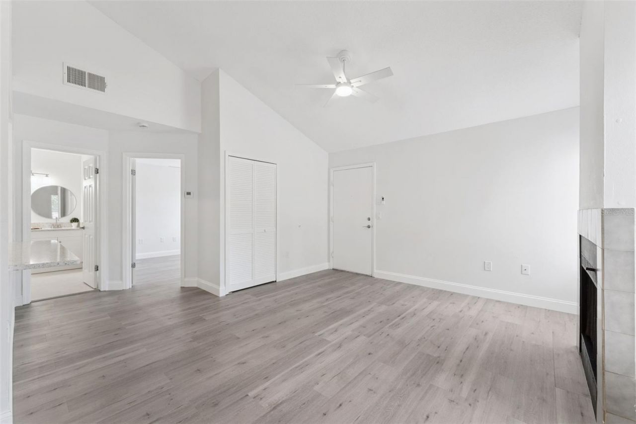 549 Sun Ridge Place , Unit 207, Altamonte Springs, FL 32714 Photo