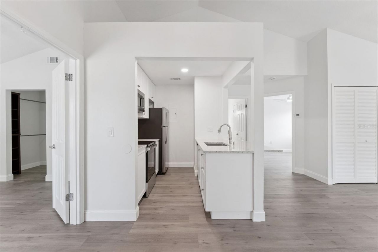 549 Sun Ridge Place , Unit 207, Altamonte Springs, FL 32714 Photo