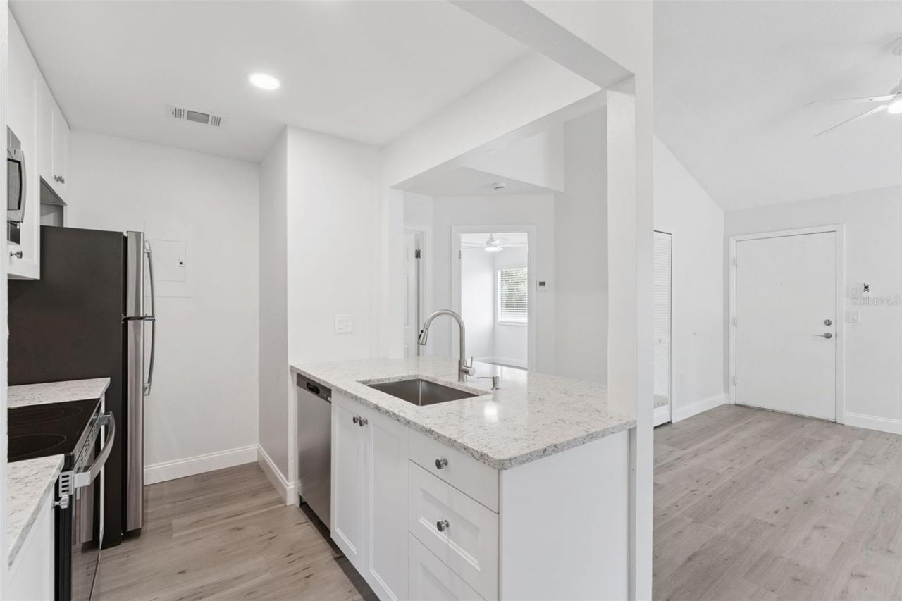 549 Sun Ridge Place , Unit 207, Altamonte Springs, FL 32714 Photo