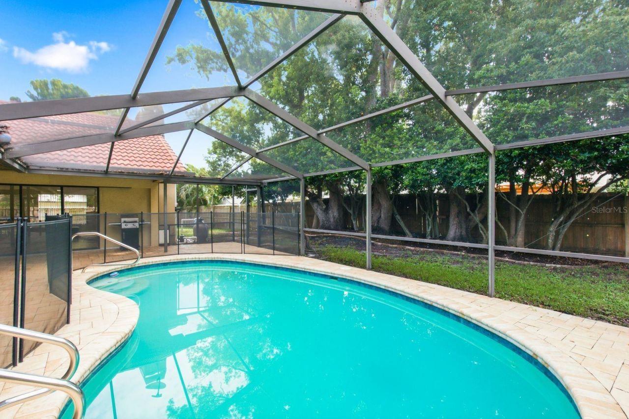 2729 Redford Court E, Clearwater, FL 33761 Photo