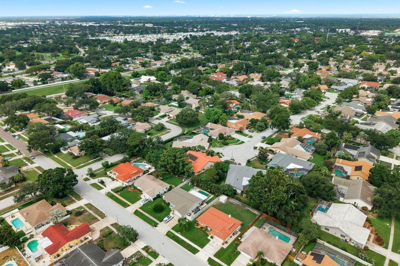 2729 Redford Court E, Clearwater, FL 33761 Photo
