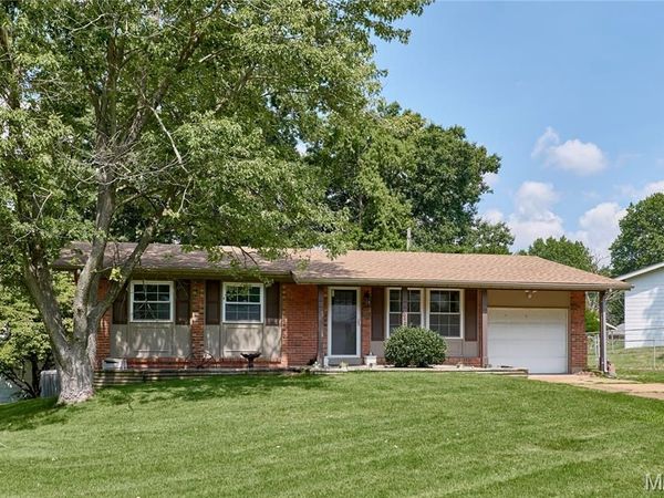 10403 Saint Ives Drive , Dellwood, MO 63136