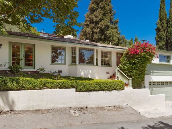 4065 Woodman , Los Angeles, CA 91423