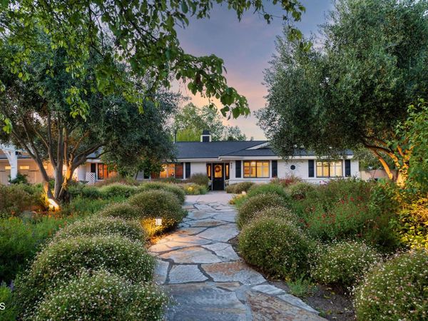 827 Kolding Avenue , Solvang, CA 93463