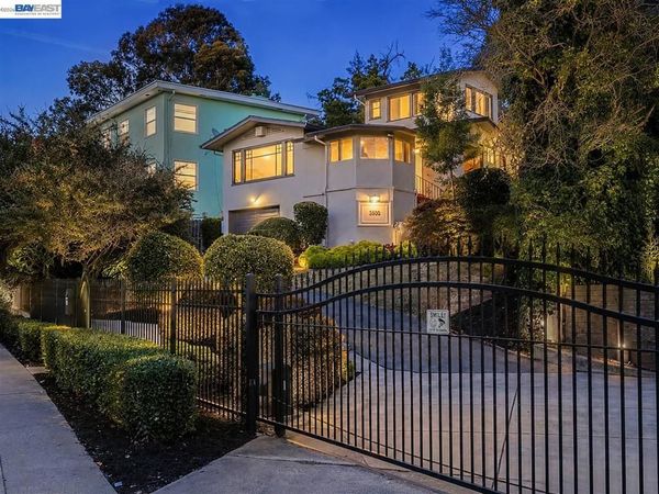 3500 Seminary Ave , Oakland, CA 94605