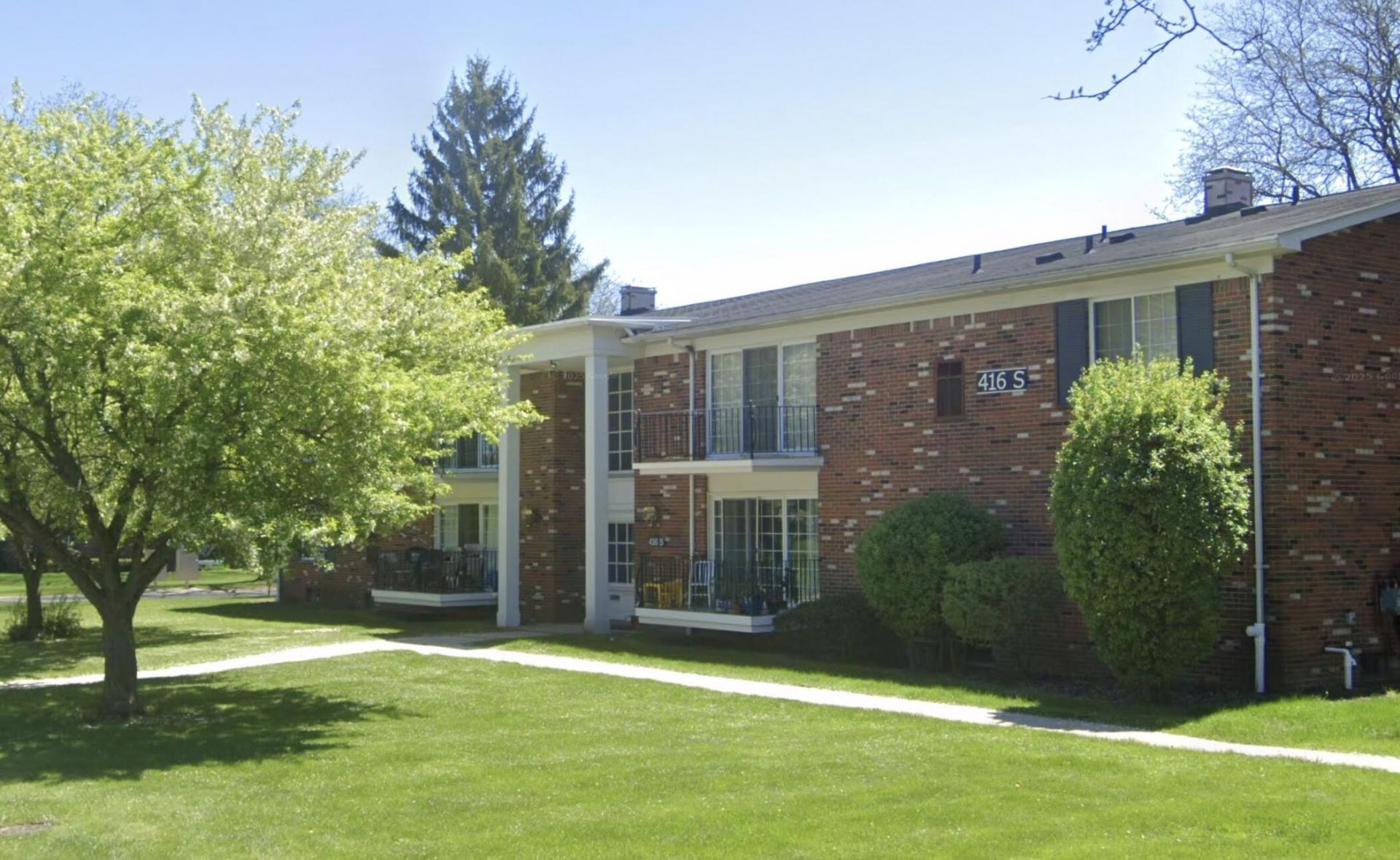 416 S Fox Hills Drive S, Unit A-2, Bloomfield Hills, MI 48304 Main Photo