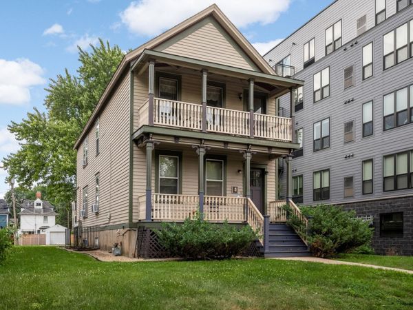 588 Selby Avenue, Saint Paul, MN 55102
