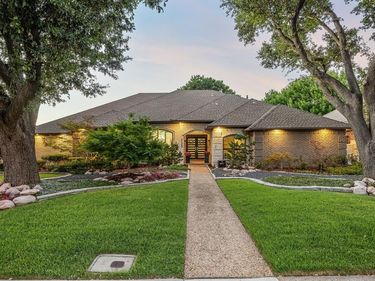 7135 Debbe Drive, Dallas, TX 75252