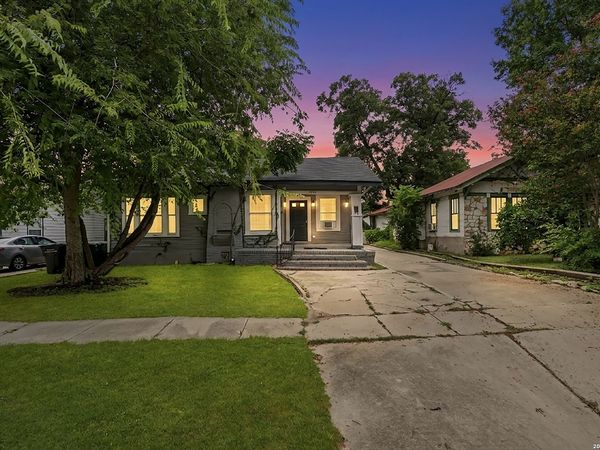 1311 W French Pl, San Antonio, TX 78201