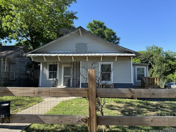 520 W Mitchell St, San Antonio, TX 78204
