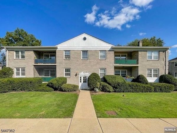 135 S Maple Ave, Unit 143B, Ridgewood, NJ 07450