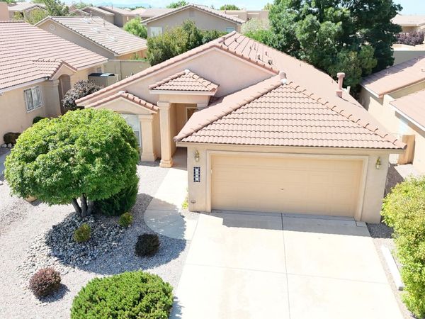 7136 Quail Springs Place NE, Albuquerque, NM 87113