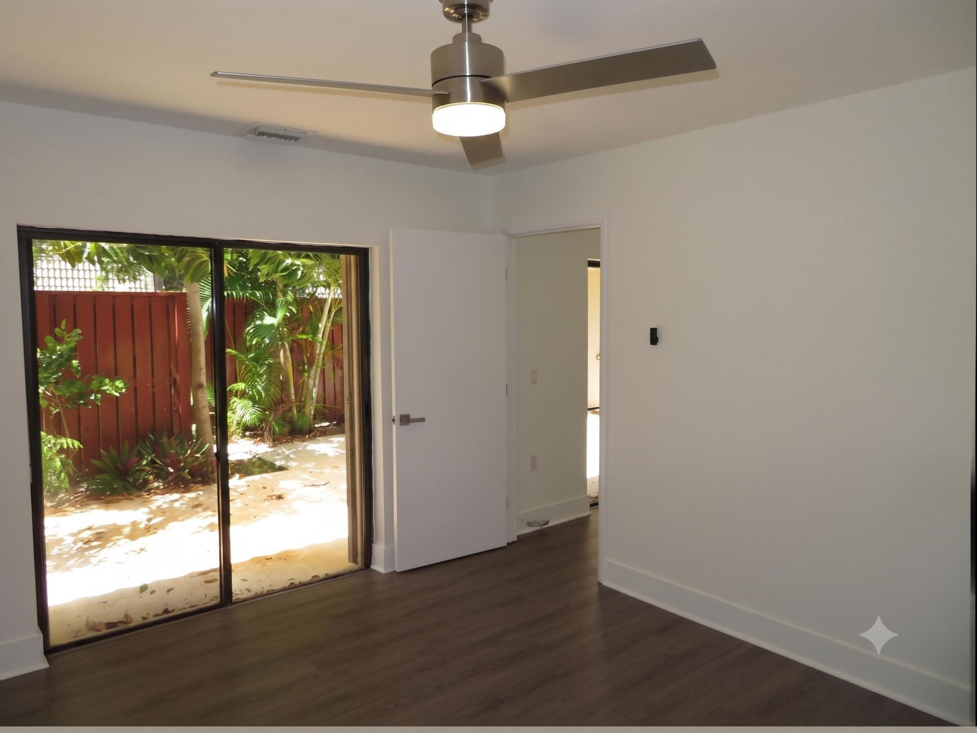 1700 Embassy Drive, Unit 708, West Palm Beach, FL 33401 Photo