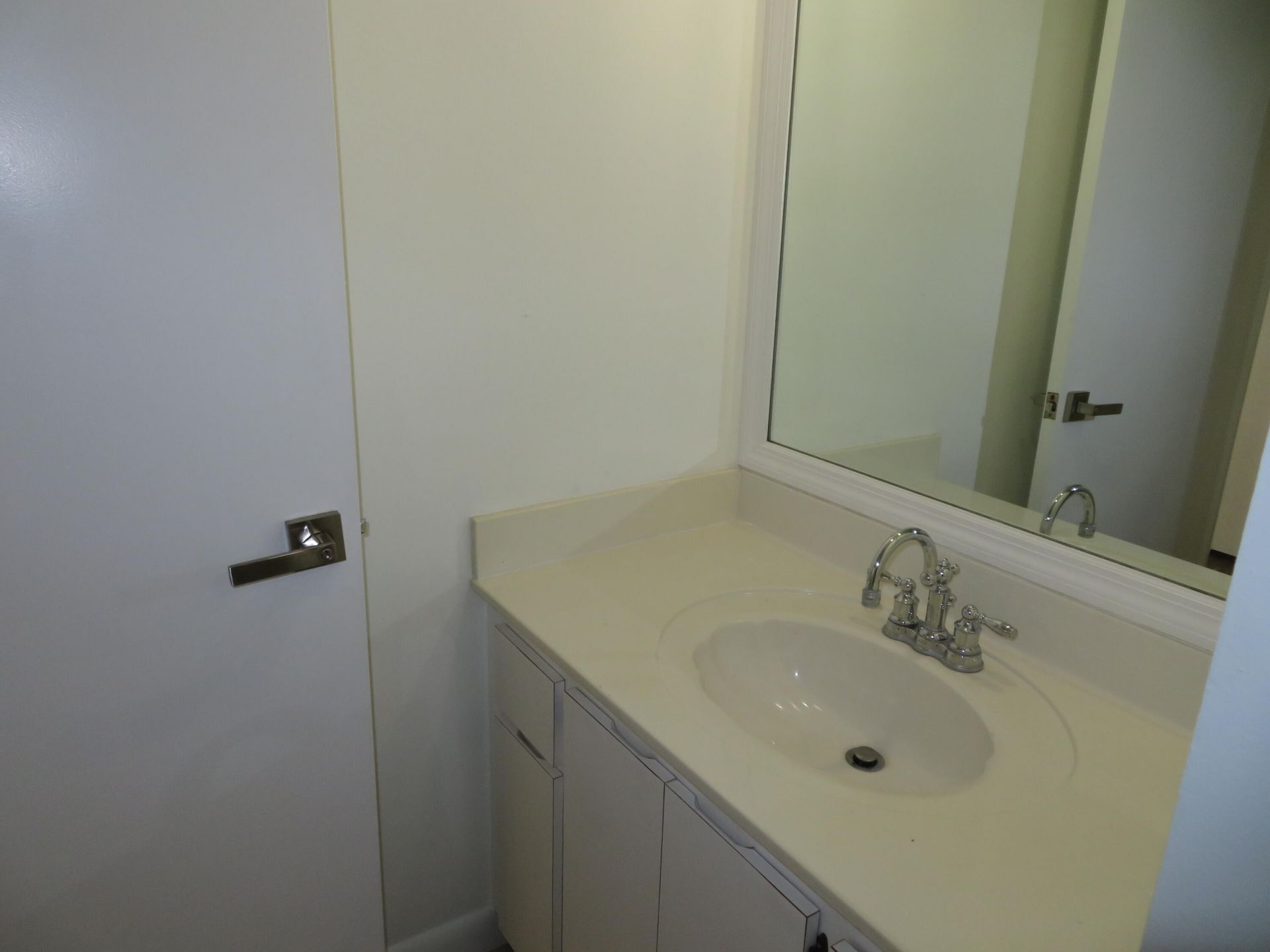 1700 Embassy Drive, Unit 708, West Palm Beach, FL 33401 Photo
