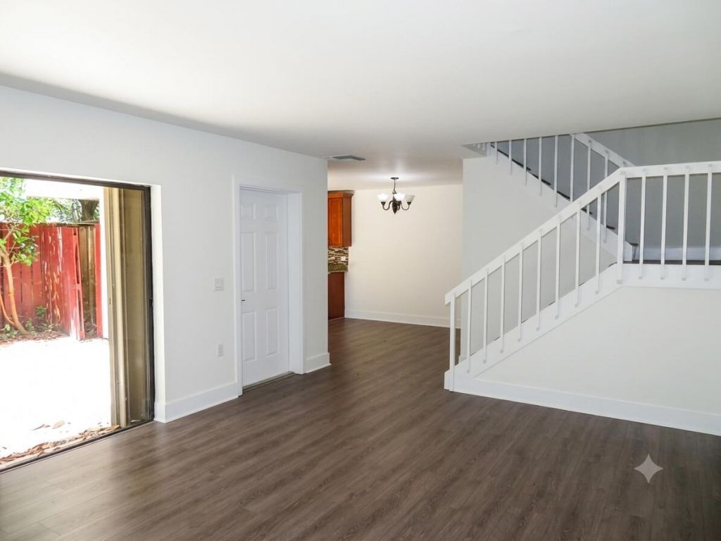 1700 Embassy Drive, Unit 708, West Palm Beach, FL 33401 Photo