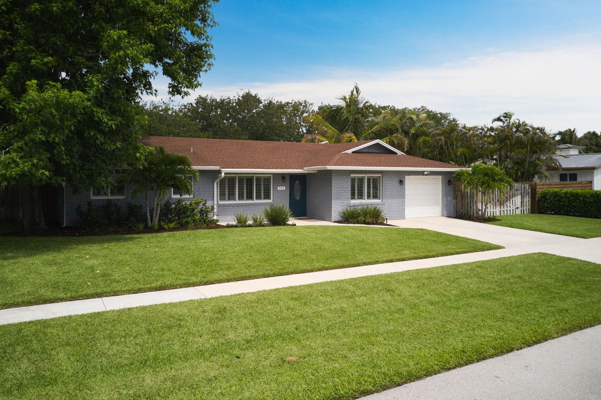 304 Circle W, Jupiter, FL 33458 Main Photo