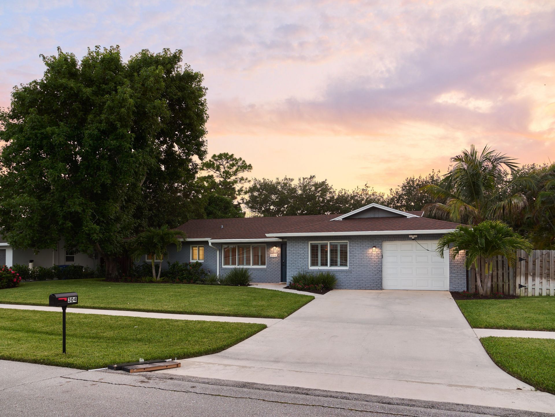 304 Circle W, Jupiter, FL 33458 Photo