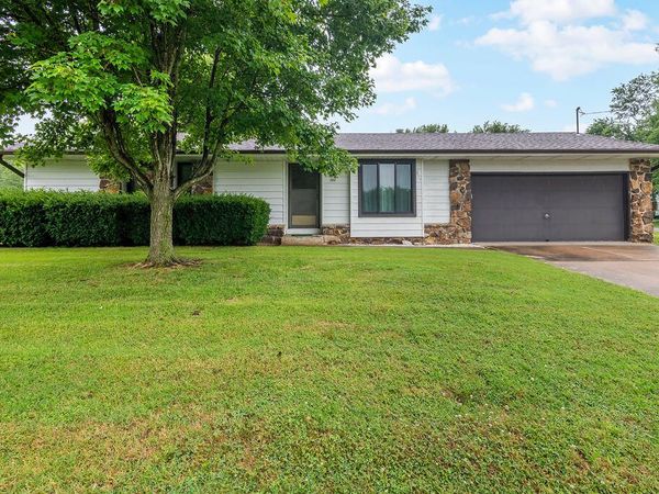 260 E Miller Road , Republic, MO 65738