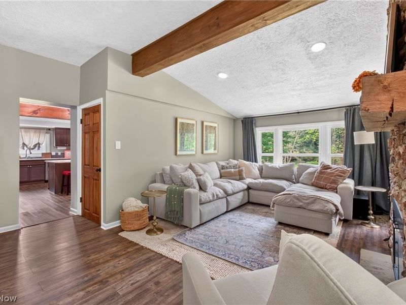 1240 Aberth Drive , Akron, OH 44320 Photo 7