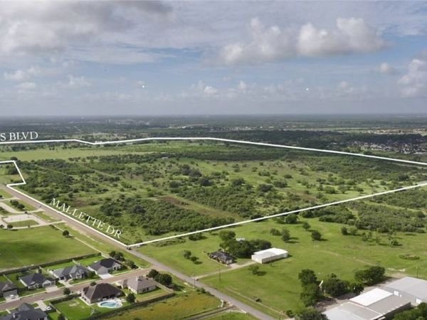 000 Briggs BLVD, Victoria, TX 77904
