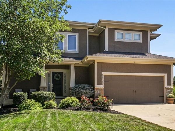 17285 S Conley Street, Olathe, KS 66062