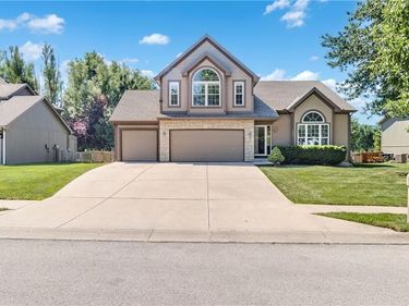 7905 NE 112th Street, Kansas City, MO 64157