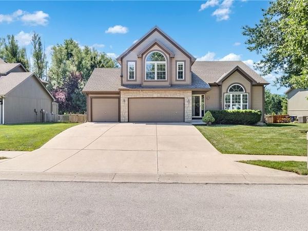 7905 NE 112th Street, Kansas City, MO 64157