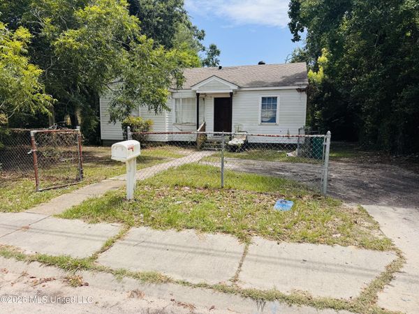 1681 Vine Street, Biloxi, MS 39531