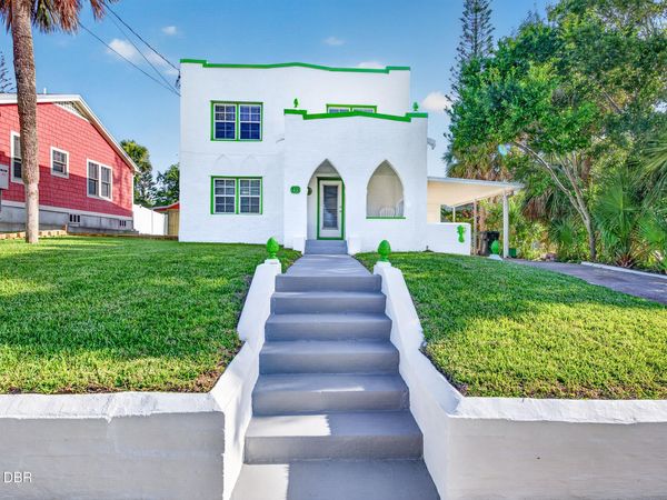 335 Hillside Avenue, Daytona Beach, FL 32118