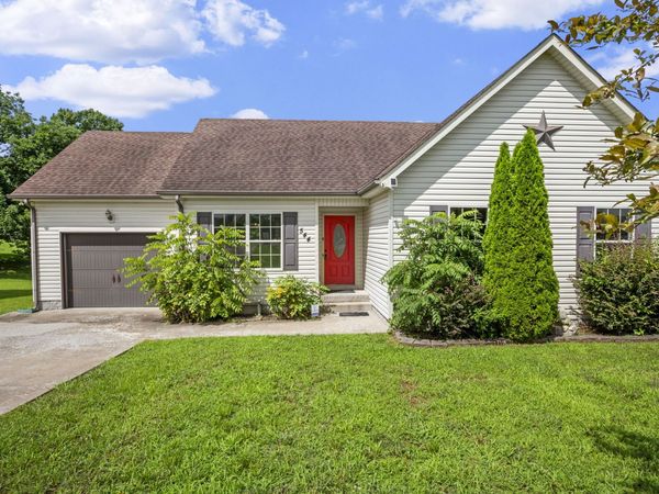 544 Tracy Ln, Clarksville, TN 37040