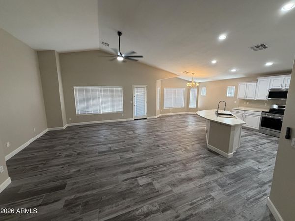 3561 E FAIRVIEW Street, Gilbert, AZ 85295