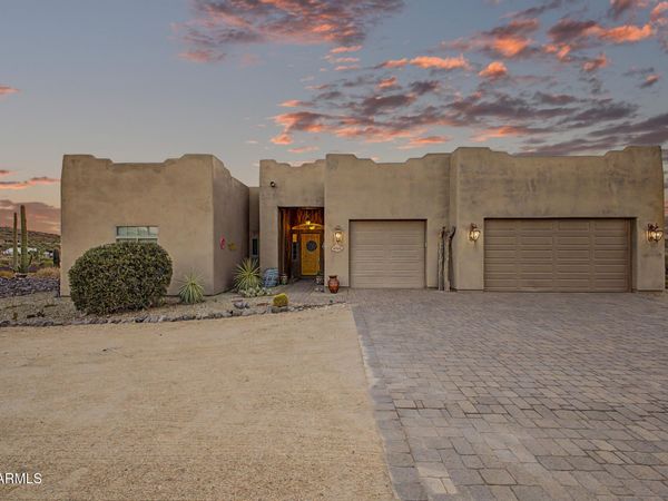 47806 N 27TH Avenue, New River, AZ 85087