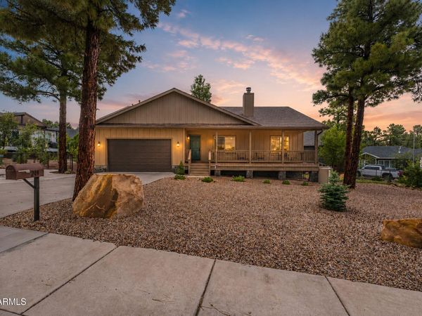241 W OWENS Street, Show Low, AZ 85901