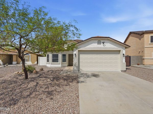 732 S PAUSTIAN Circle, Apache Junction, AZ 85120