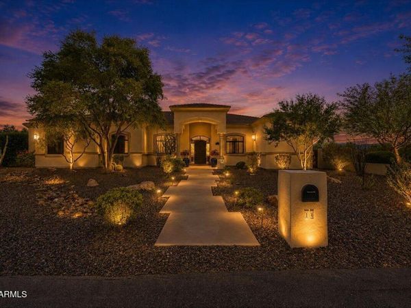 14 W SUMMERSET Drive, Phoenix, AZ 85085