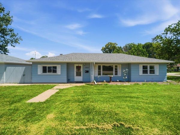 1051 Wisconsin Street, Waterloo, IA 50702