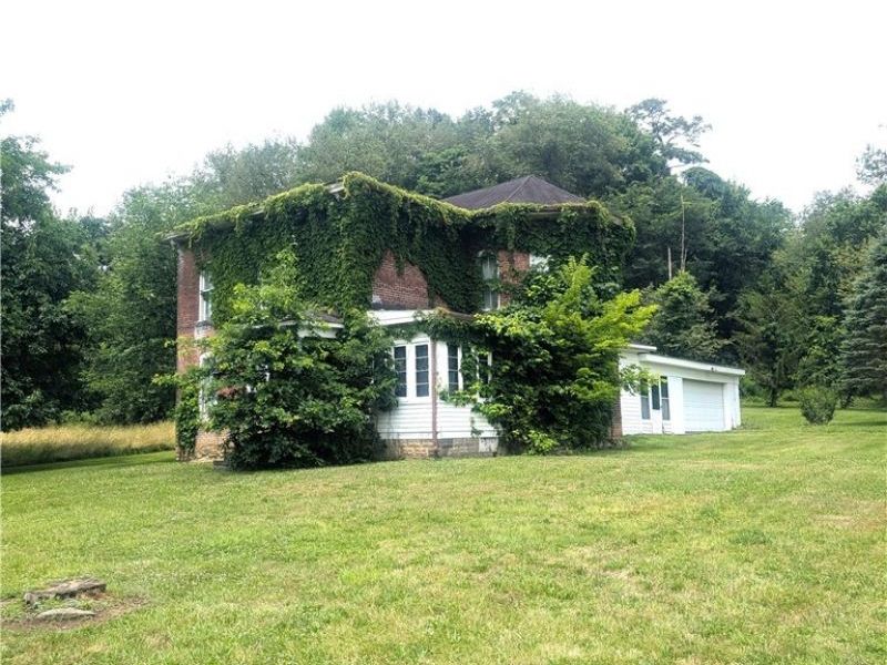 5779 Greer Road SE, Uhrichsville, OH 44683 Photo 2