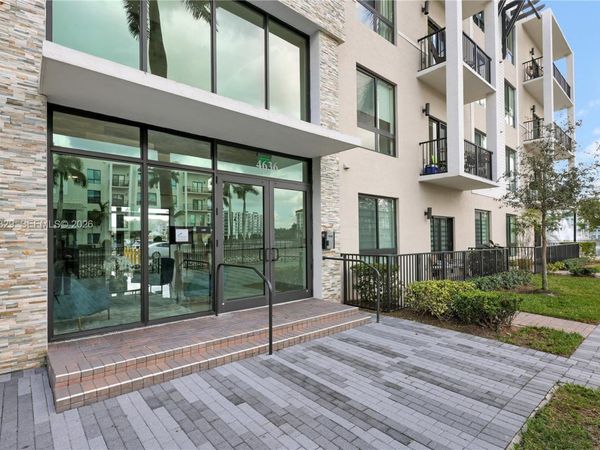 4636 NW 84th Ave , Unit 22, Doral, FL 33166