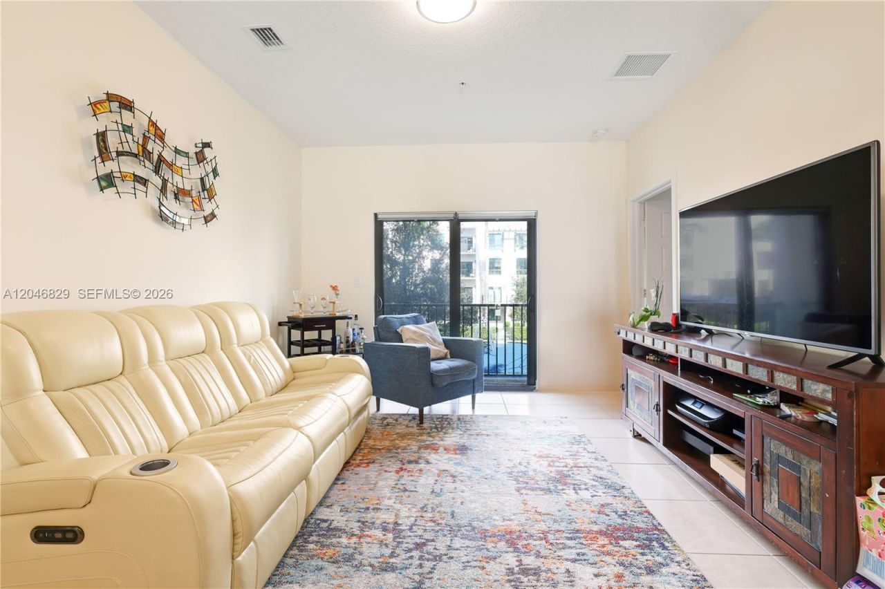 4636 NW 84th Ave , Unit 22, Doral, FL 33166 Photo
