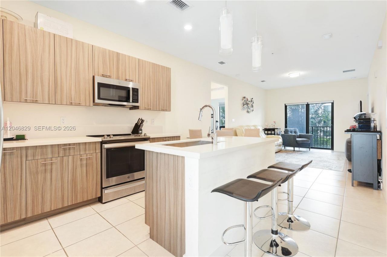 4636 NW 84th Ave , Unit 22, Doral, FL 33166 Photo