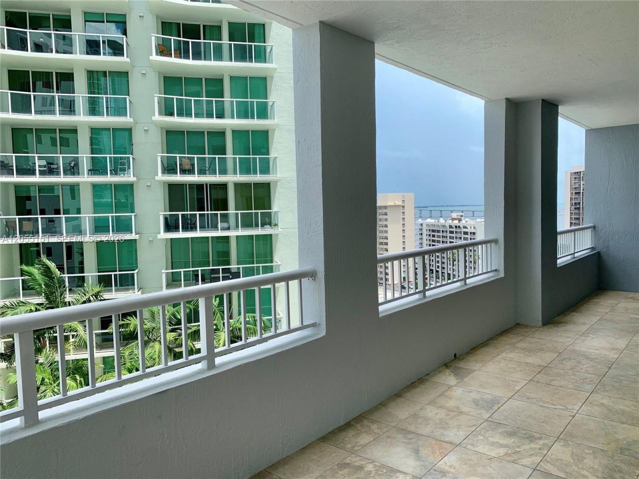 170 SE 14th St, Unit 1402, Miami, FL 33131 Photo