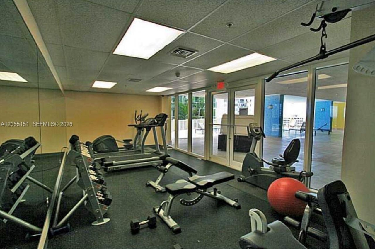170 SE 14th St, Unit 1402, Miami, FL 33131 Photo
