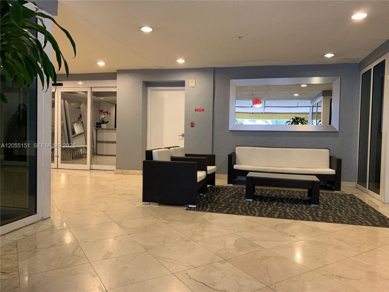 170 SE 14th St, Unit 1402, Miami, FL 33131 Photo